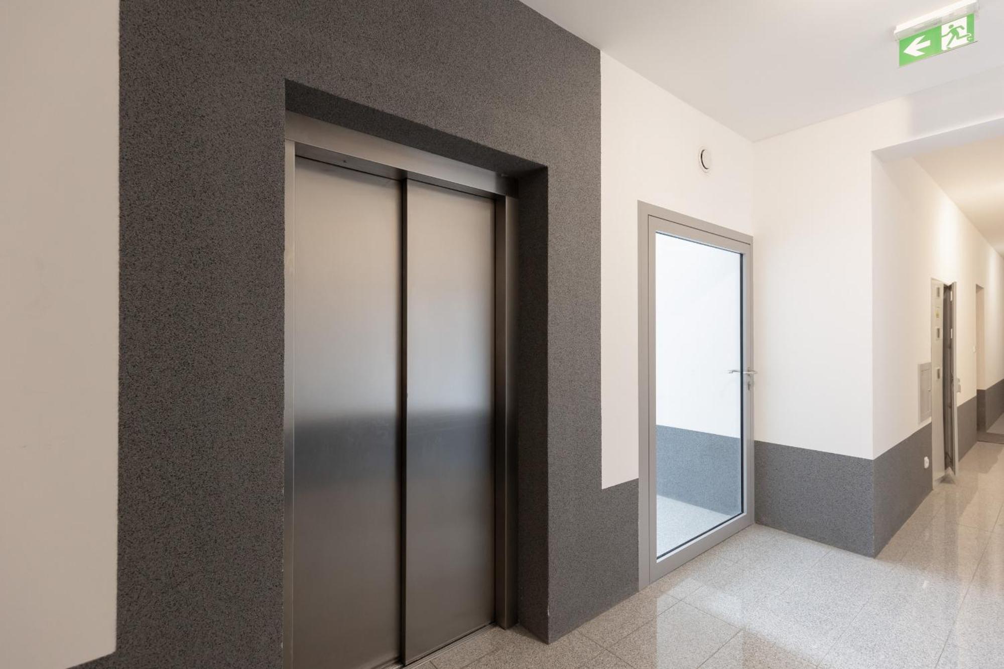 Elegant Apartments With Balcony & Parking Warsaw By Noclegi Renters Exterior foto